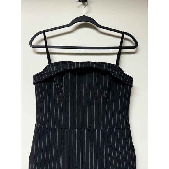 EXPRESS Pinstripe Sweetheart Neckline Straight Leg Jumpsuit, Sz 6 - Picture 4 of 15